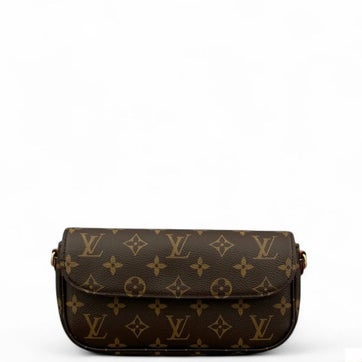 Coated Canvas Ivy Wallet On Chain