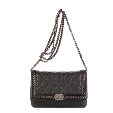 Leather Chain Around Boy Wallet on Chain null