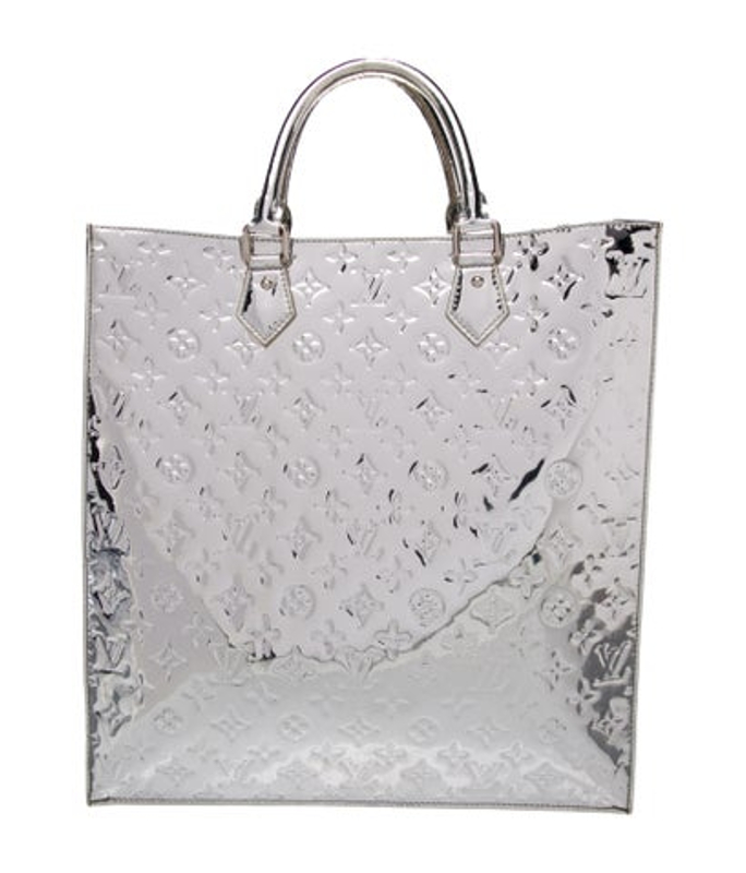 Louis Vuitton Vuitton Lv Monogram Sac Plat