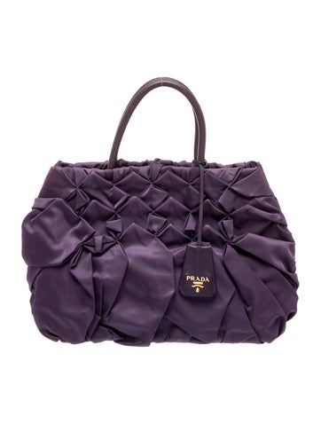 Tessuto Top Handle Bag