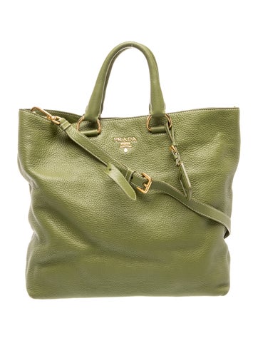 Vitello Daino Leather Shoulder Bag