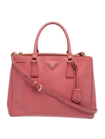 Saffiano Leather Galleria Double Zip Medium