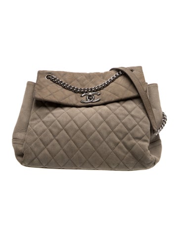 Caviar Lady Pearly Flap Bag