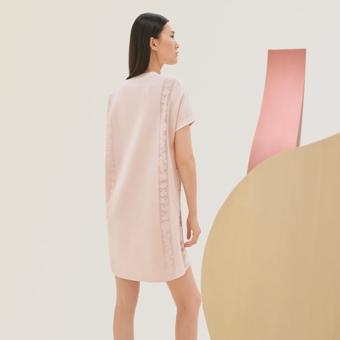 Rose Pâle "Brides De Gala En Fleurs" Twillaine Tunic Dress