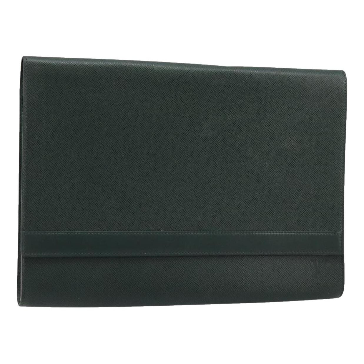Leather bag