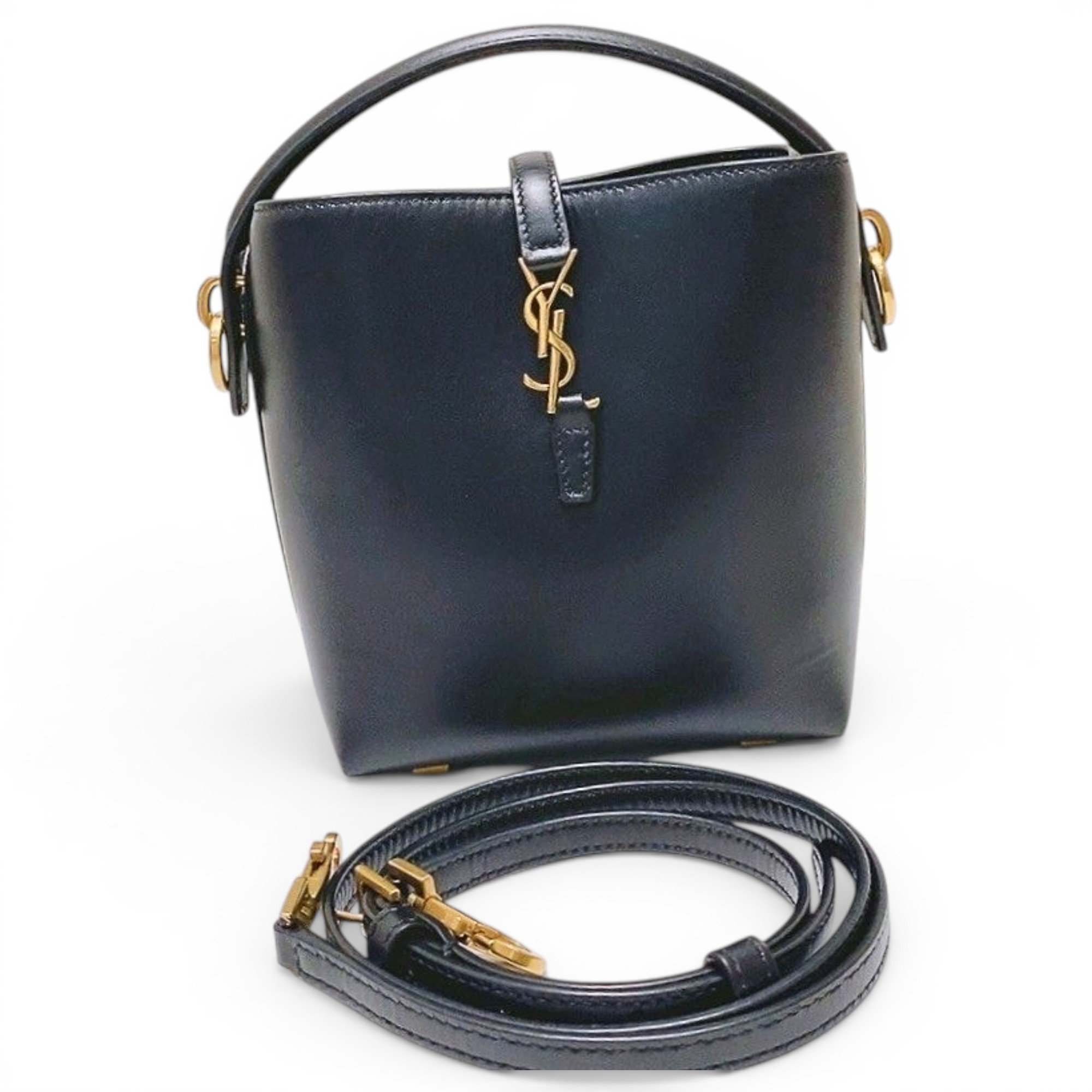 Le 37 leather handbag