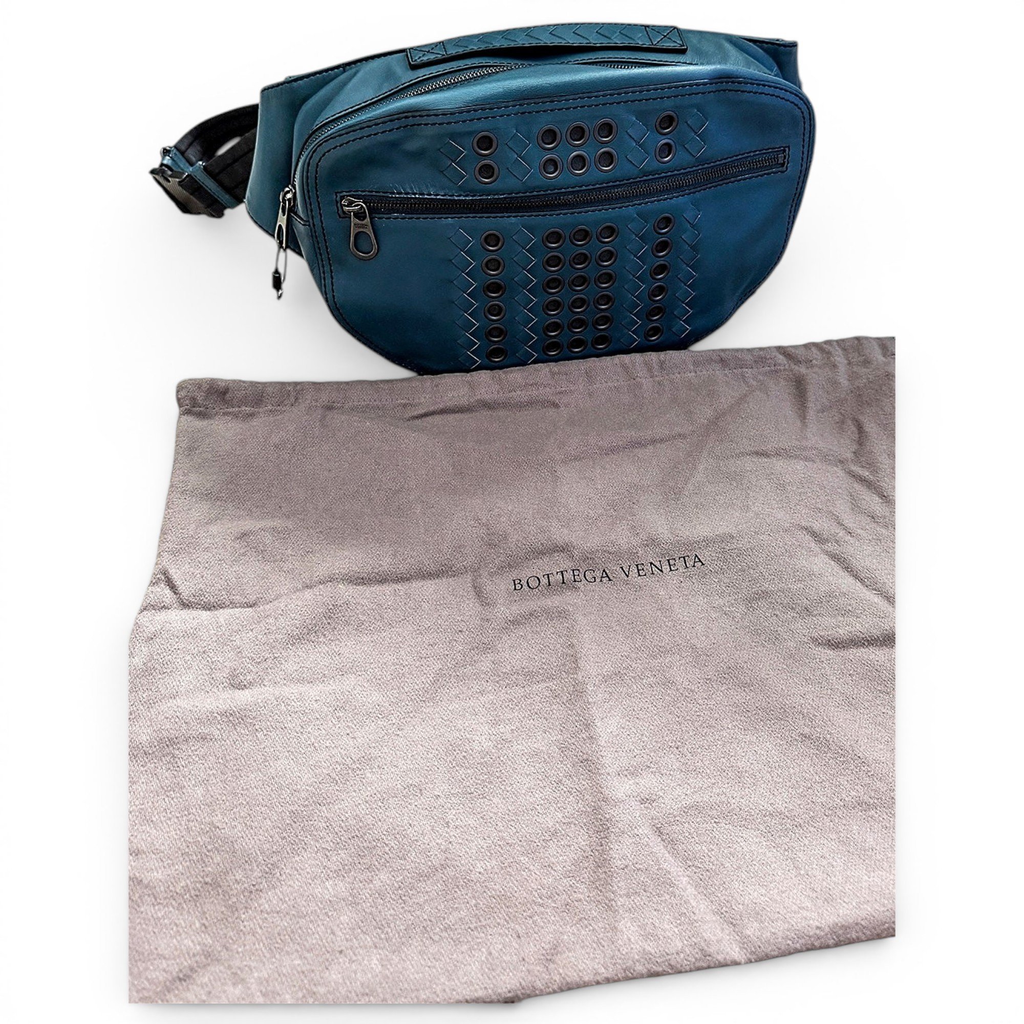 Leather crossbody bag