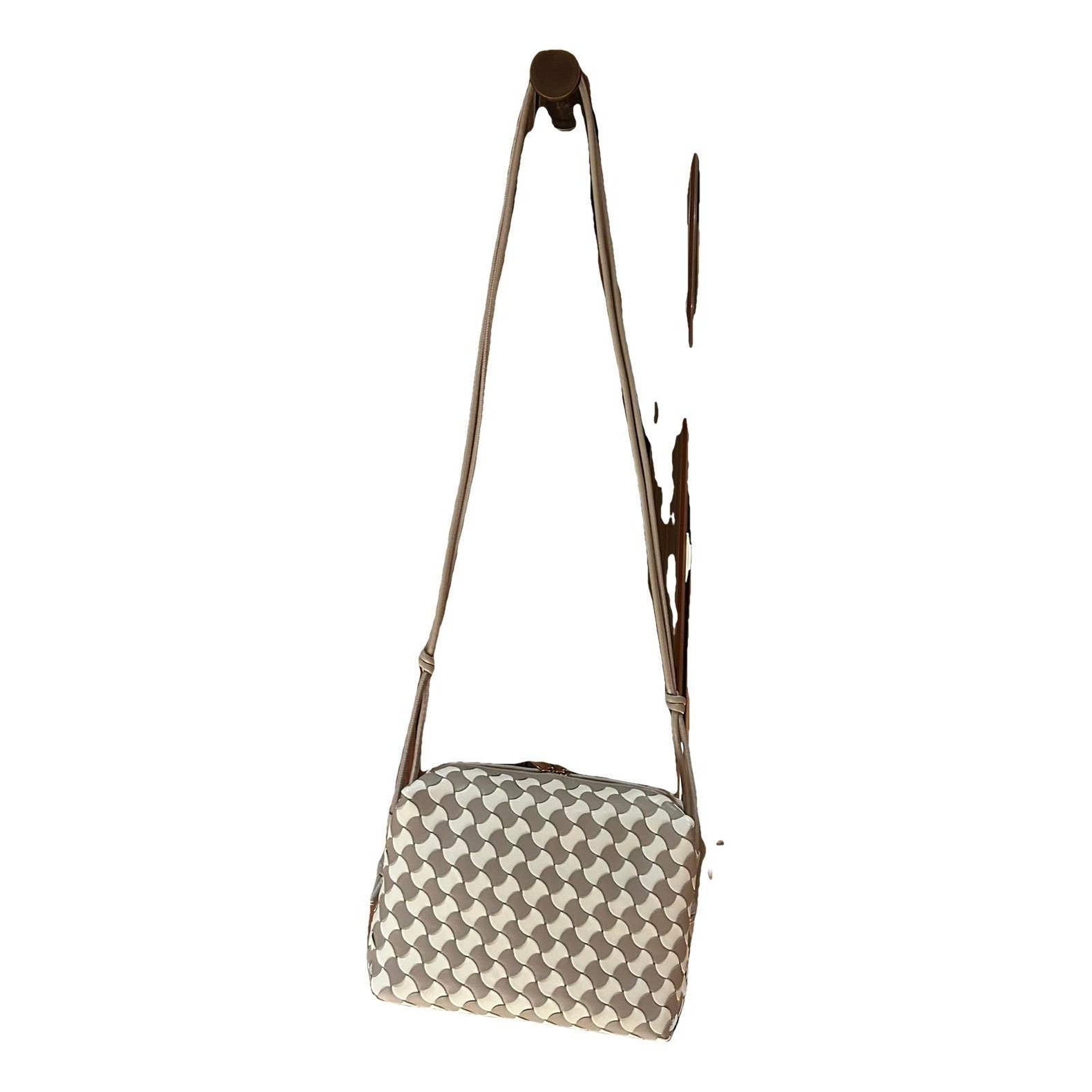 Loop leather handbag