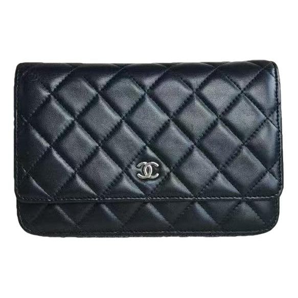Wallet On Chain Timeless/Classique leather crossbody bag