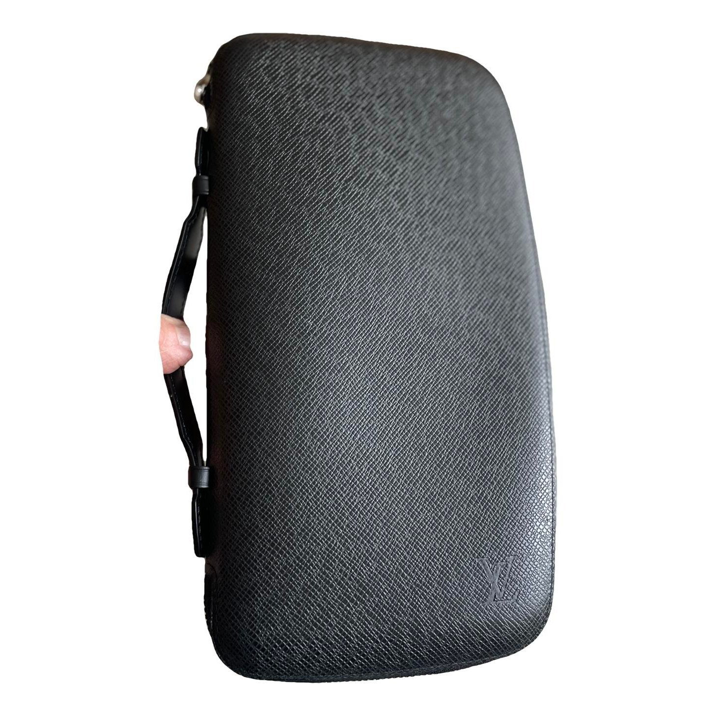 Leather clutch bag