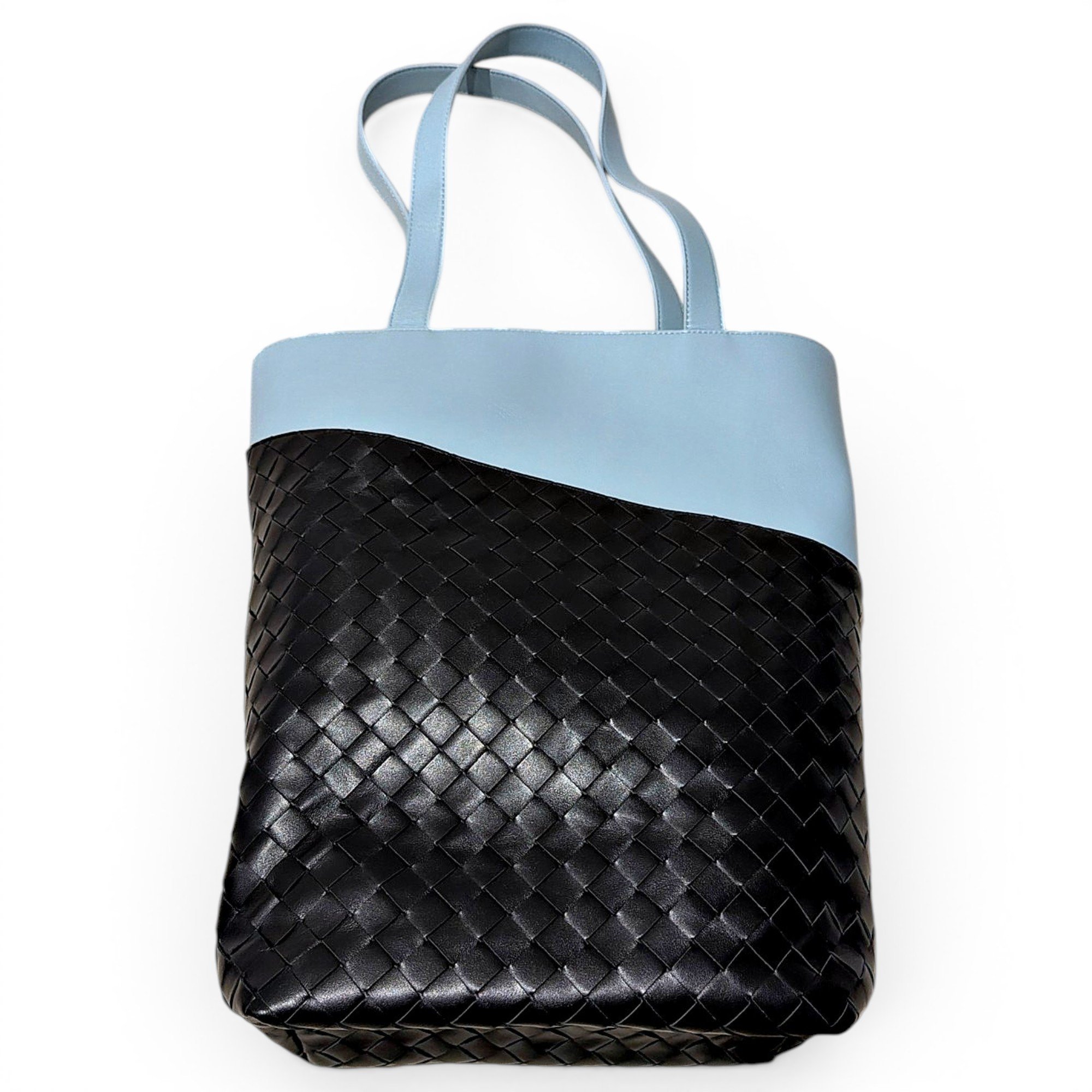 Leather tote