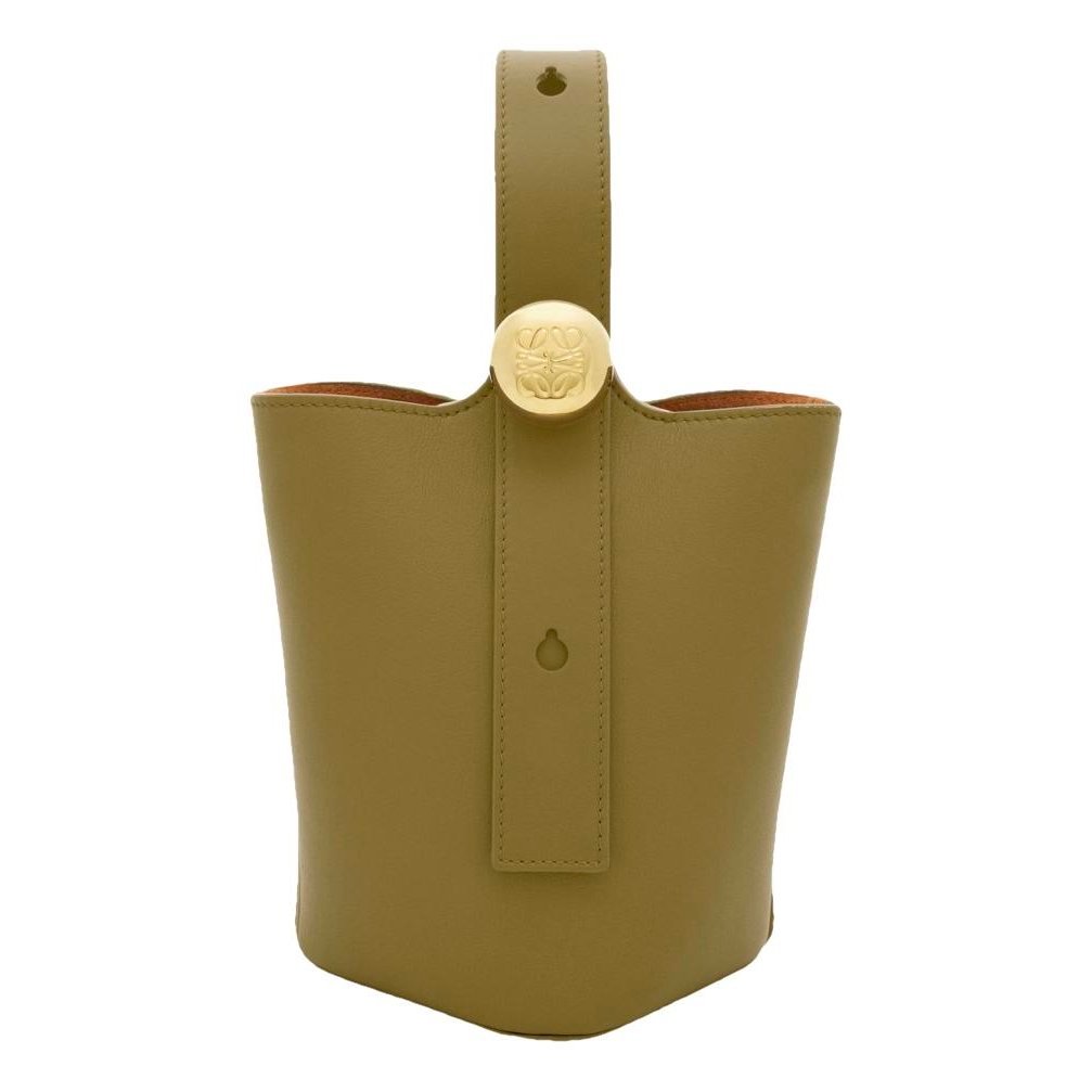 Pebble leather crossbody bag