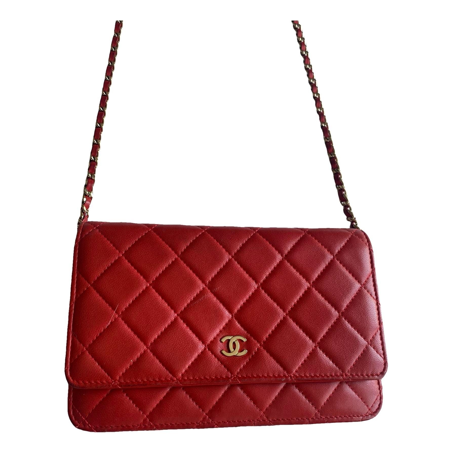 Wallet On Chain Timeless/Classique leather crossbody bag