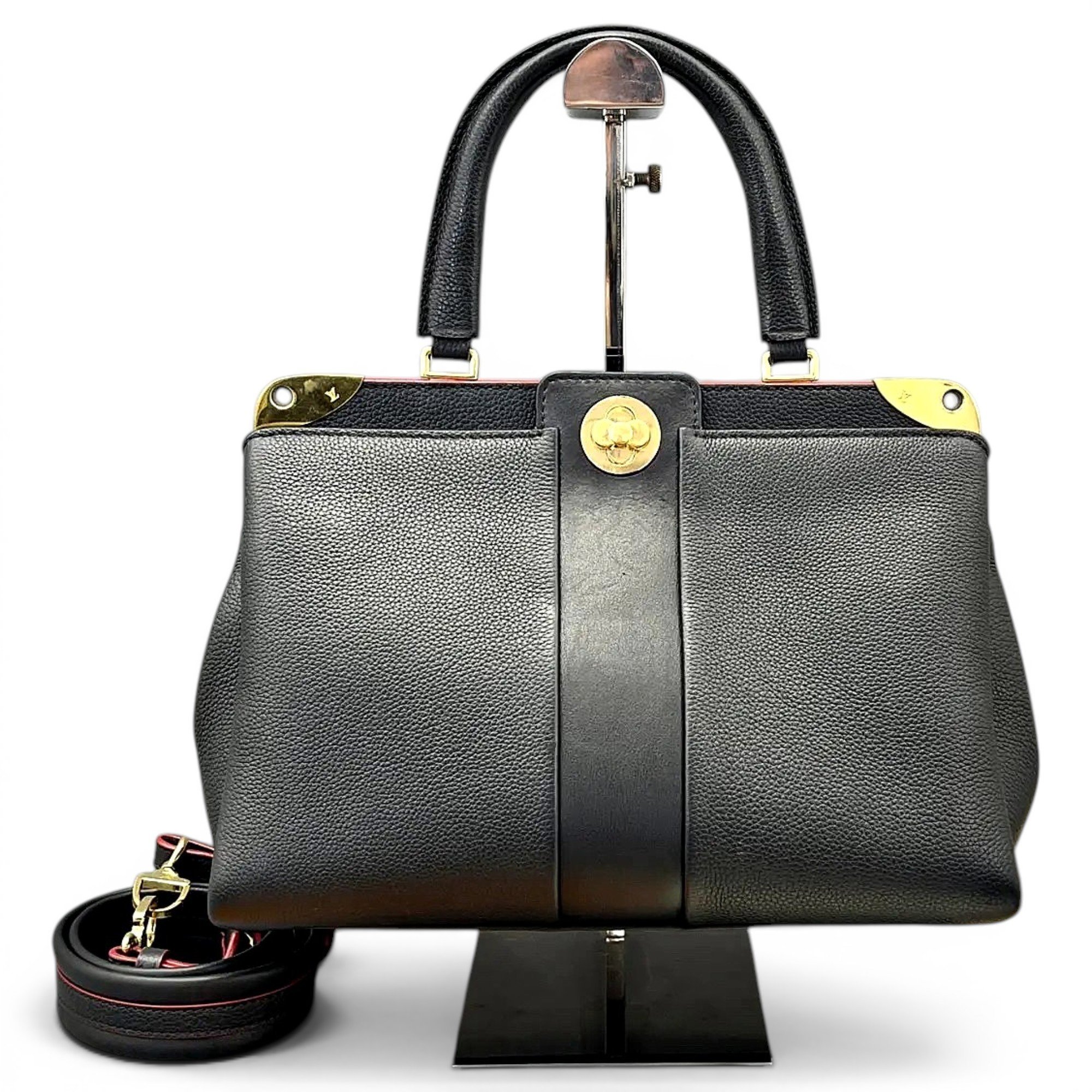 Astrid leather crossbody bag