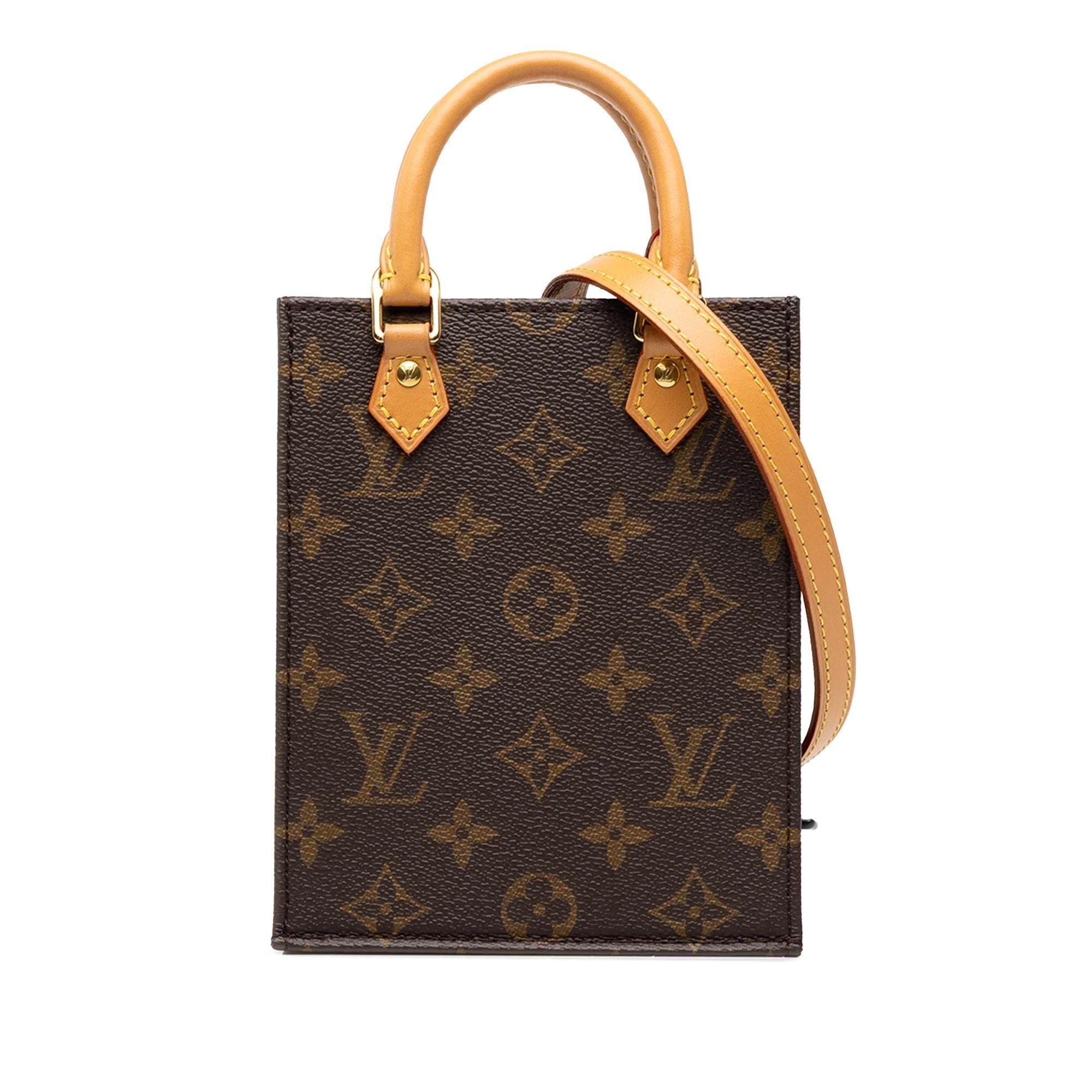 Plat leather handbag