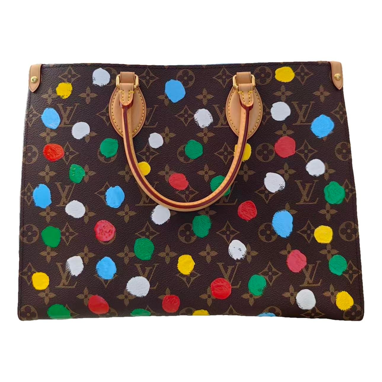 Onthego leather handbag