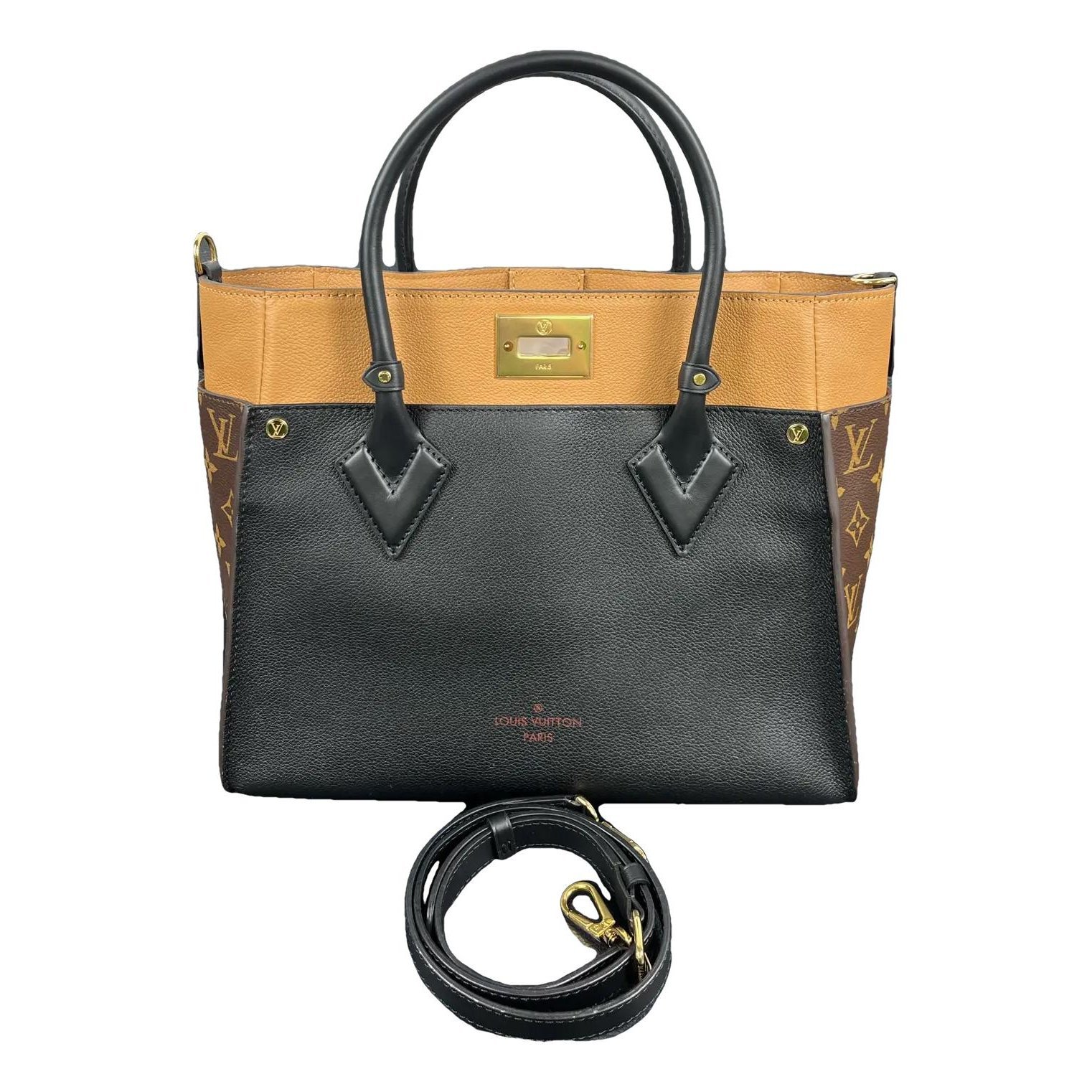 On My Side leather crossbody bag