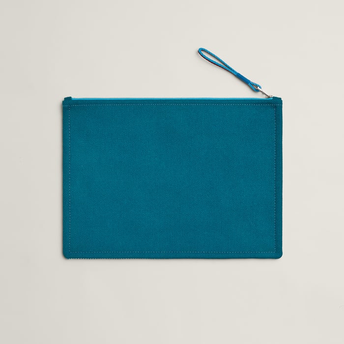 Bleu Paon Les Cabanes Case