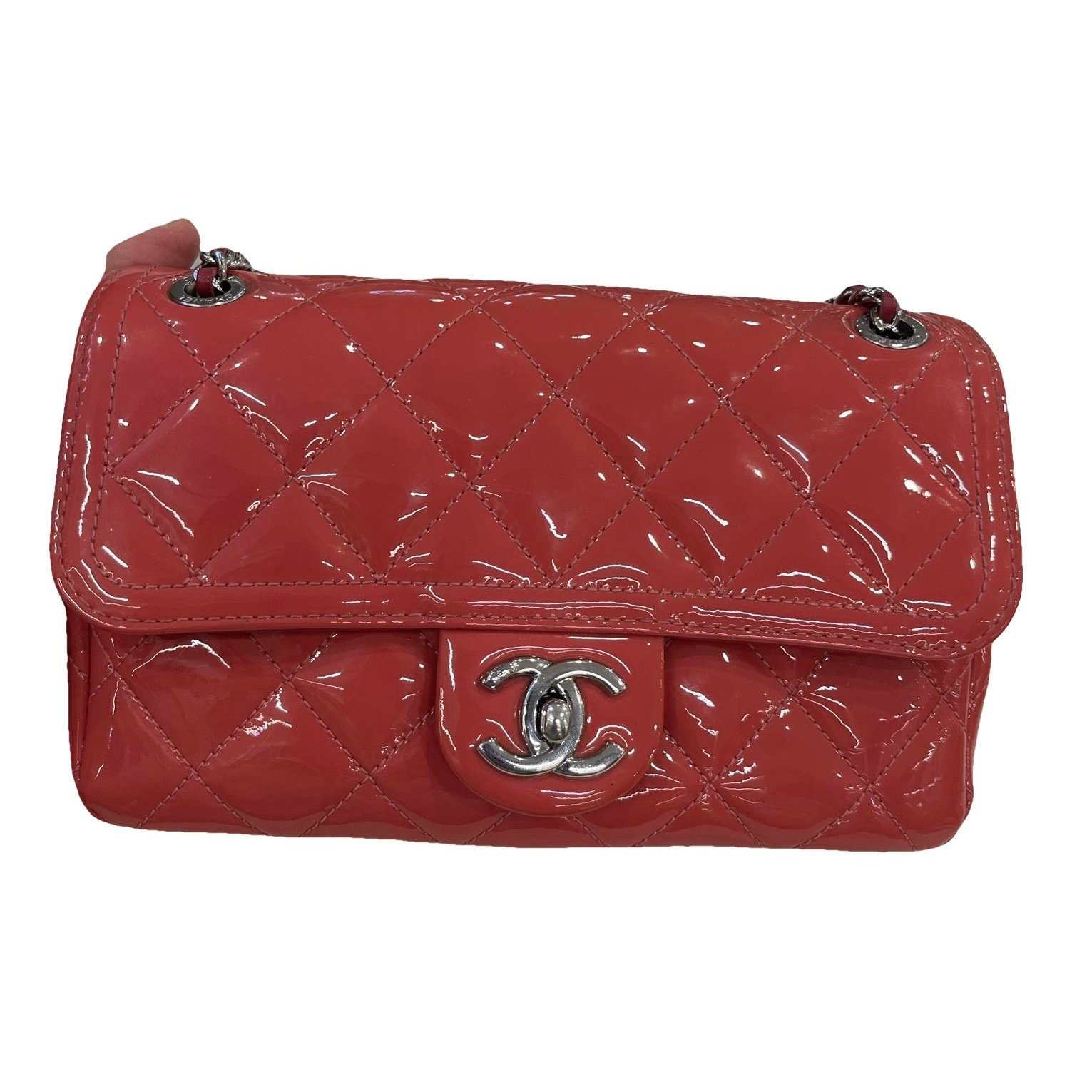 Timeless/Classique patent leather crossbody bag