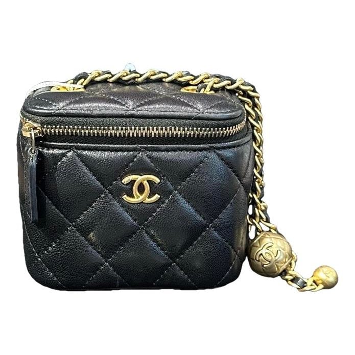 Trendy CC Vanity leather handbag