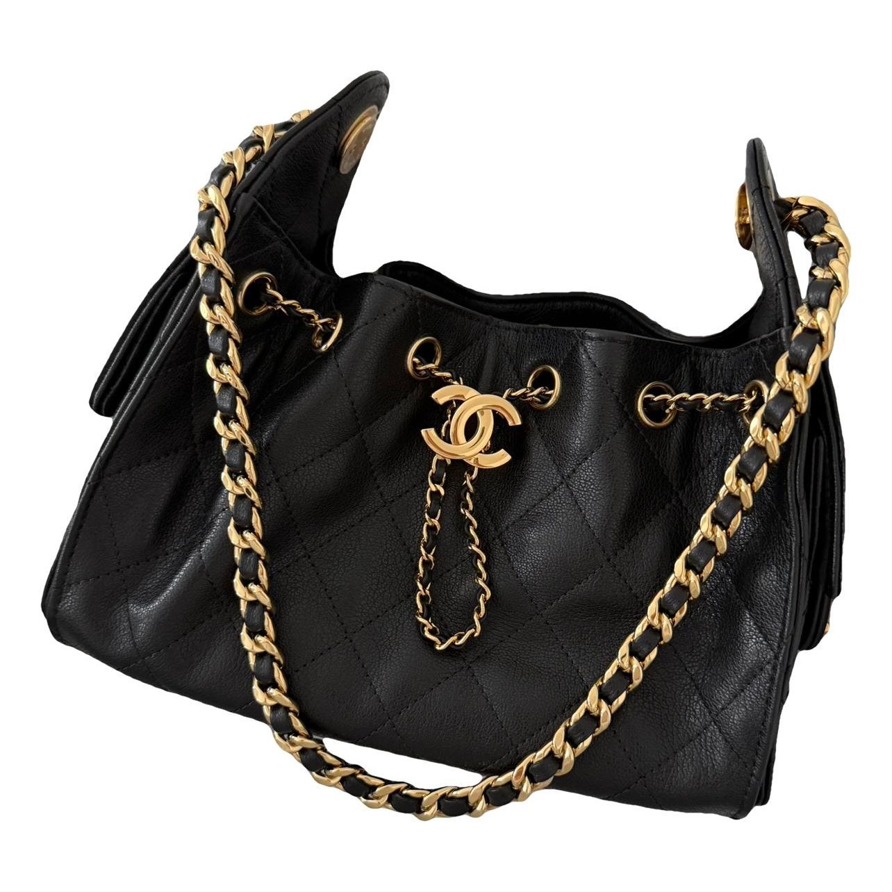 Chanel 25 leather handbag
