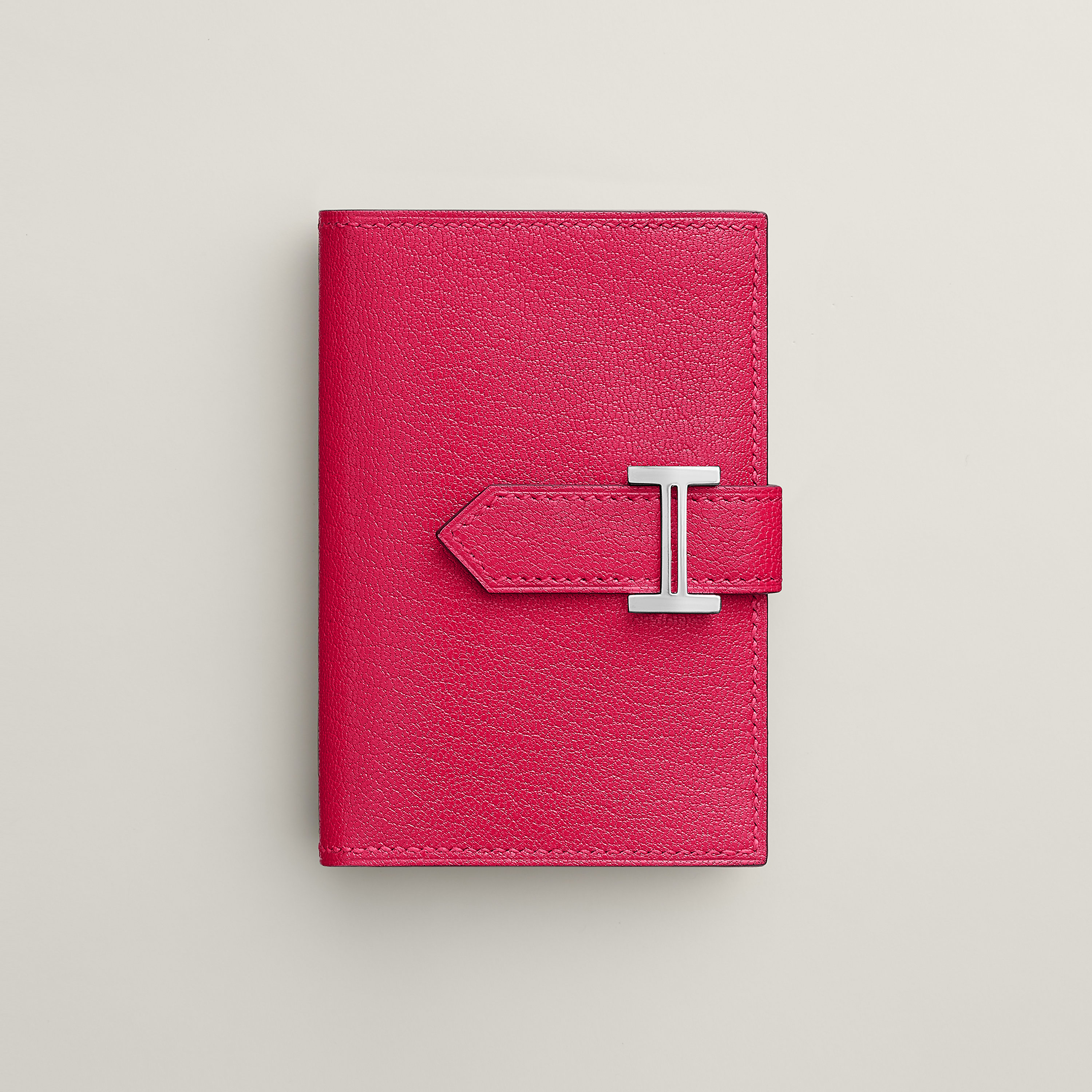 Bearn card holder