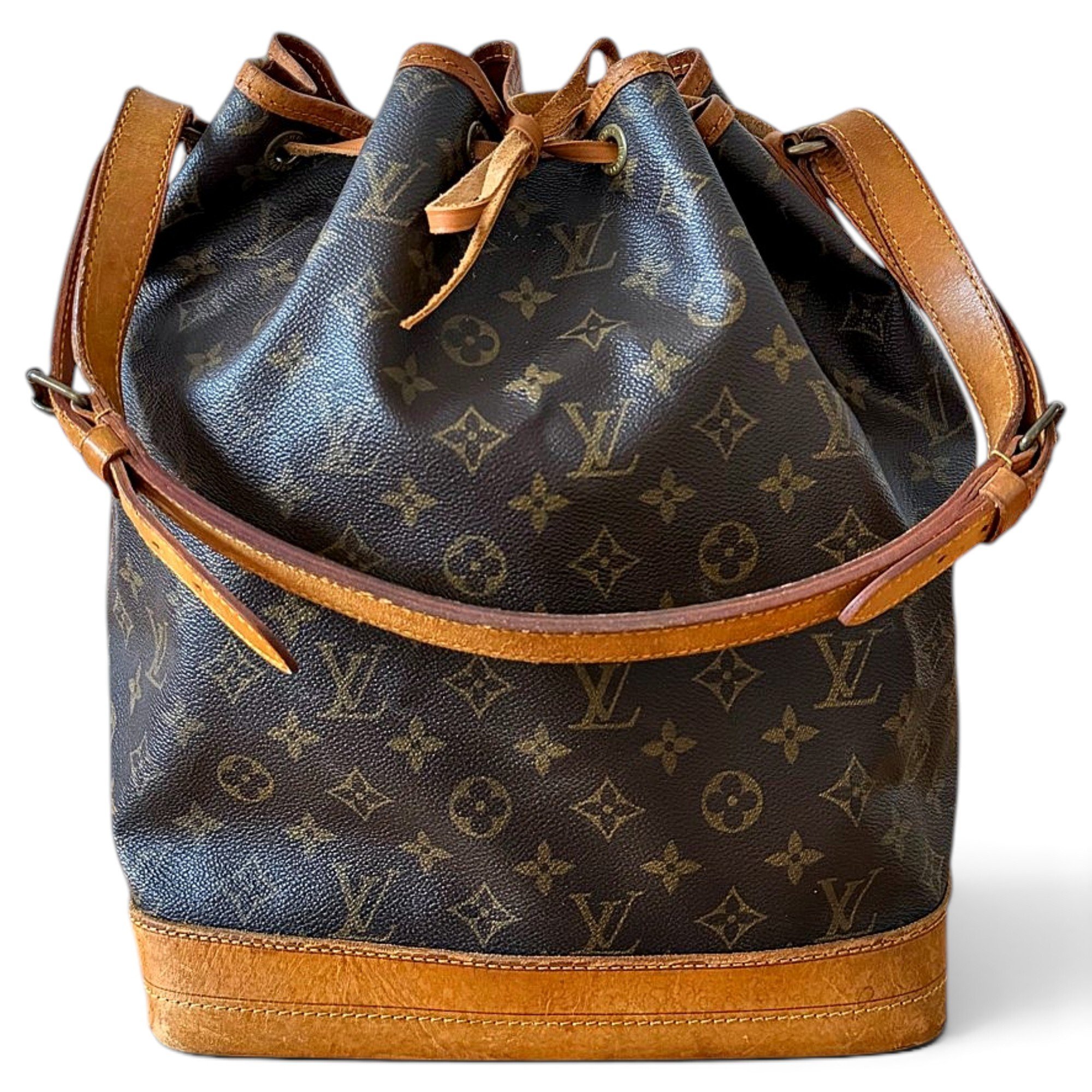 Noé leather handbag
