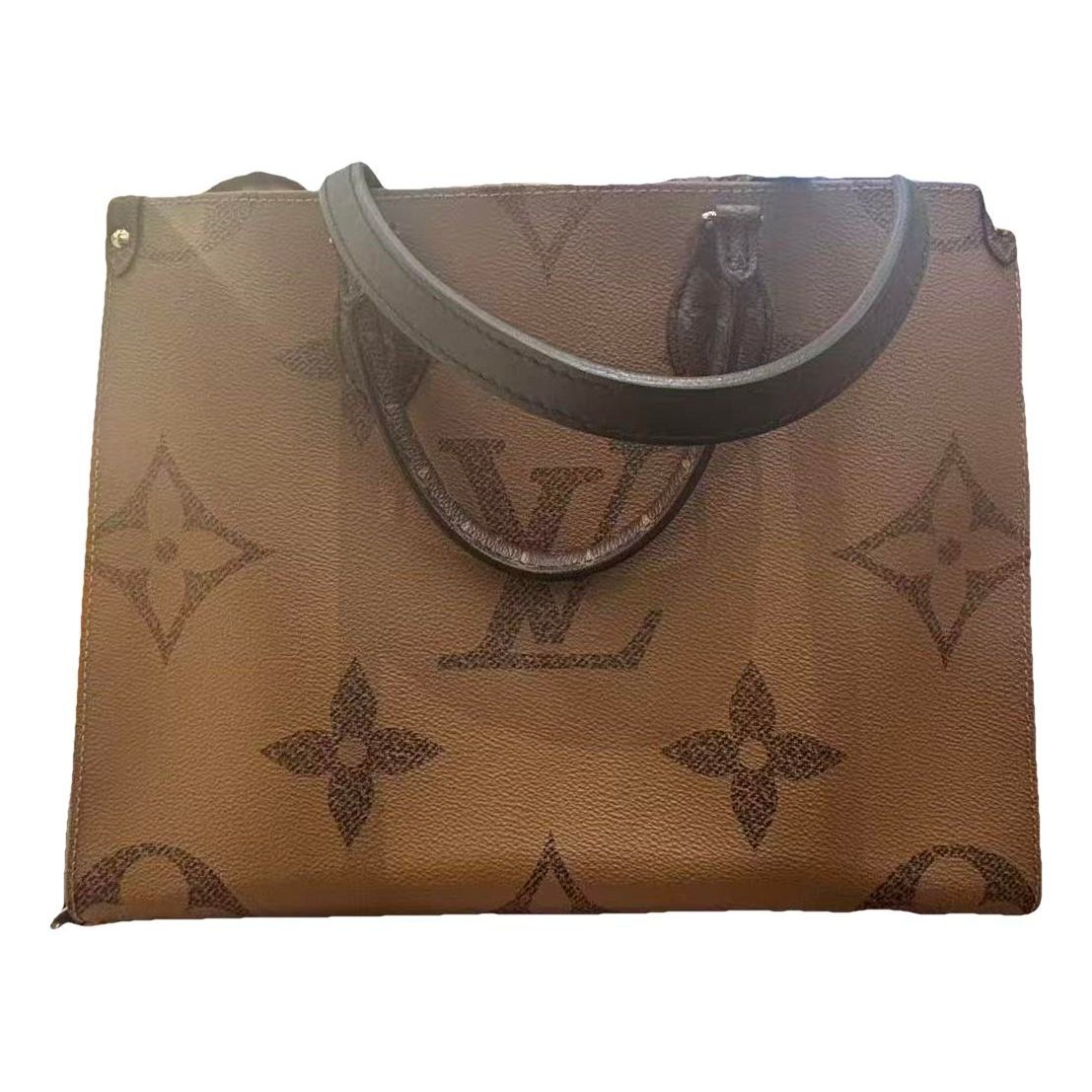 Onthego leather handbag