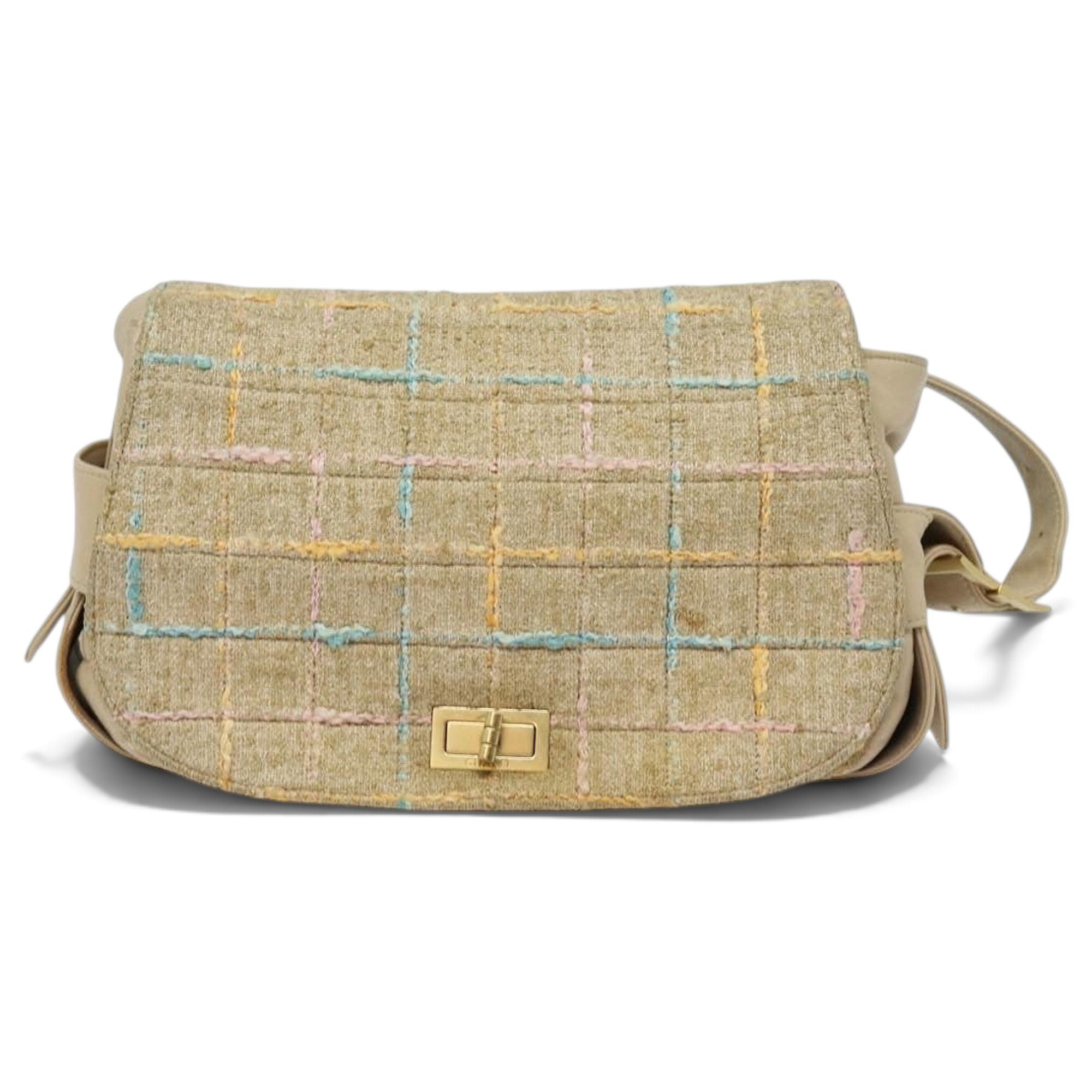 Wool handbag