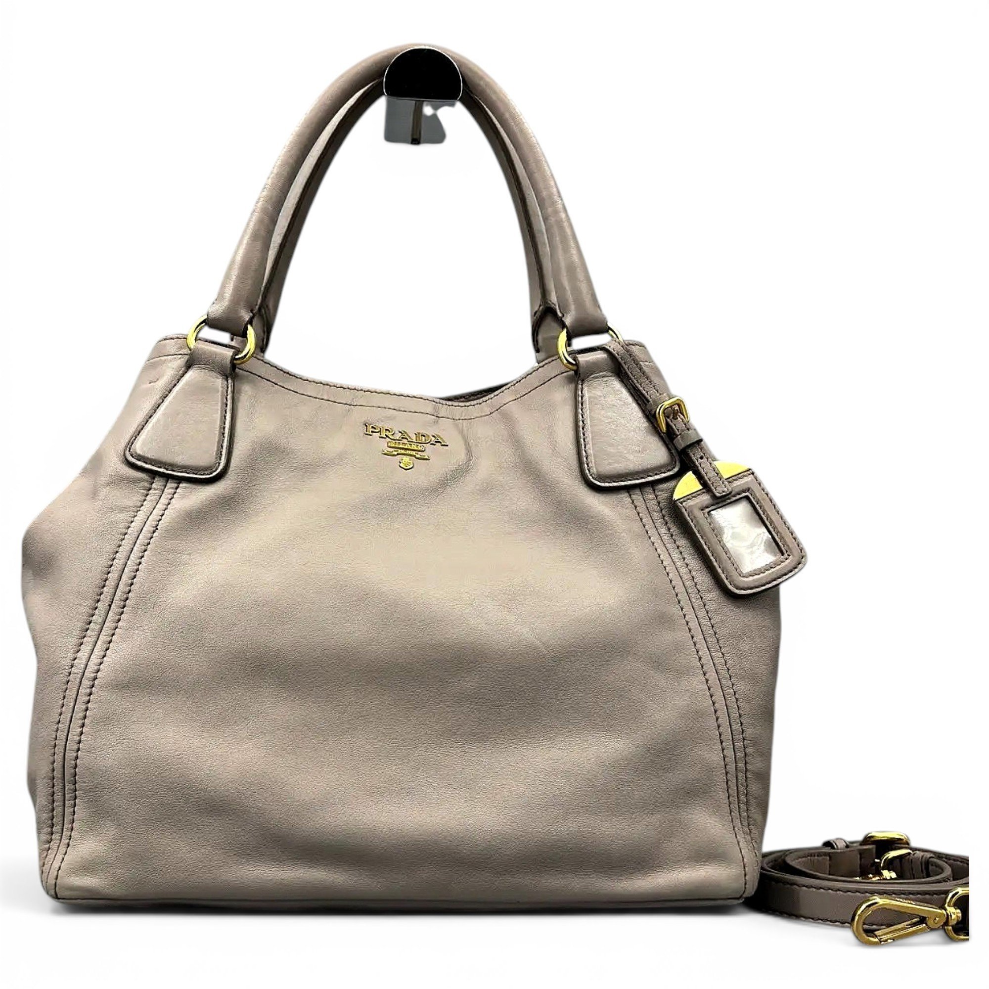Pyramid leather handbag
