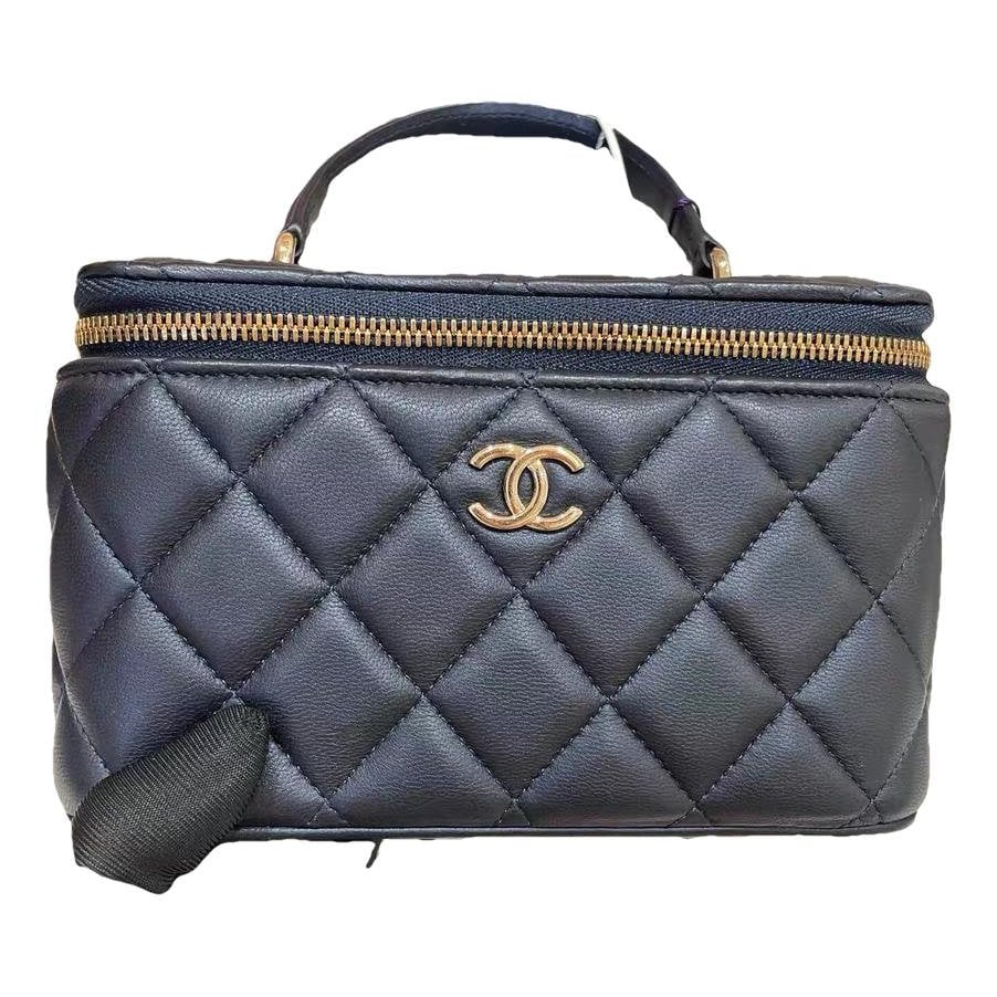 Trendy CC Vanity leather handbag