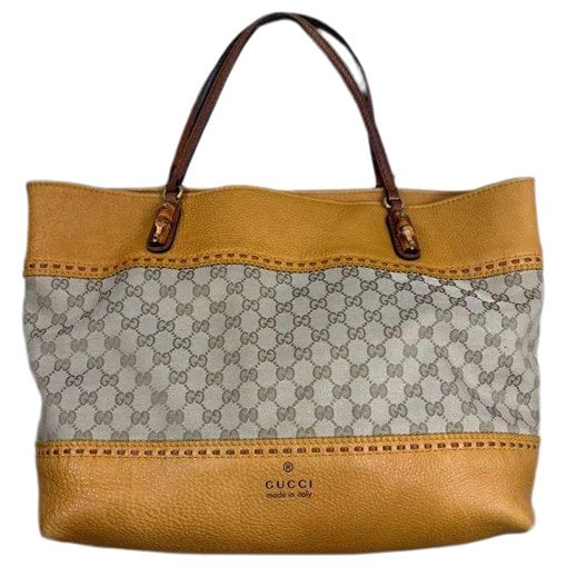 Leather travel bag
