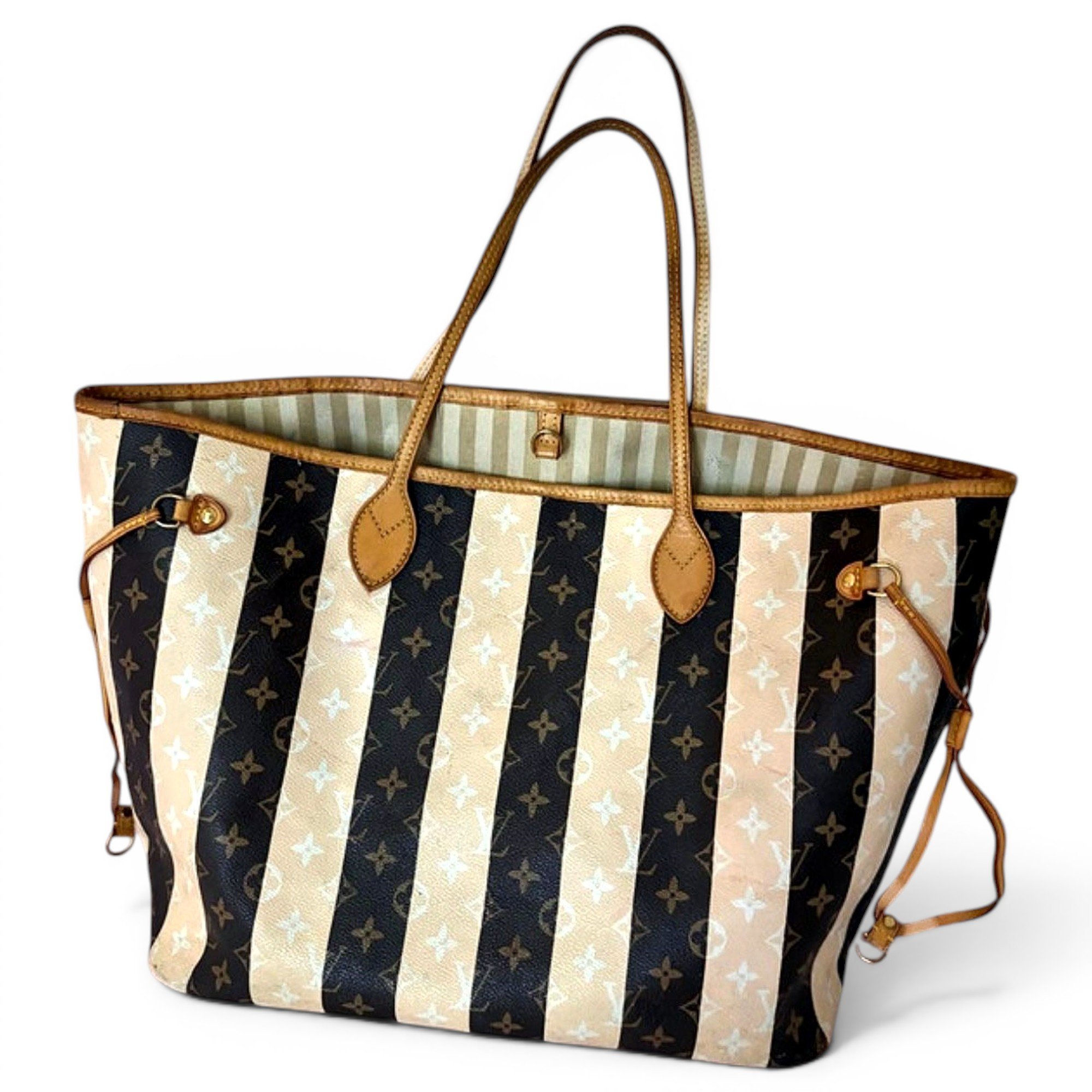Louis Vuitton Neverfull leather tote