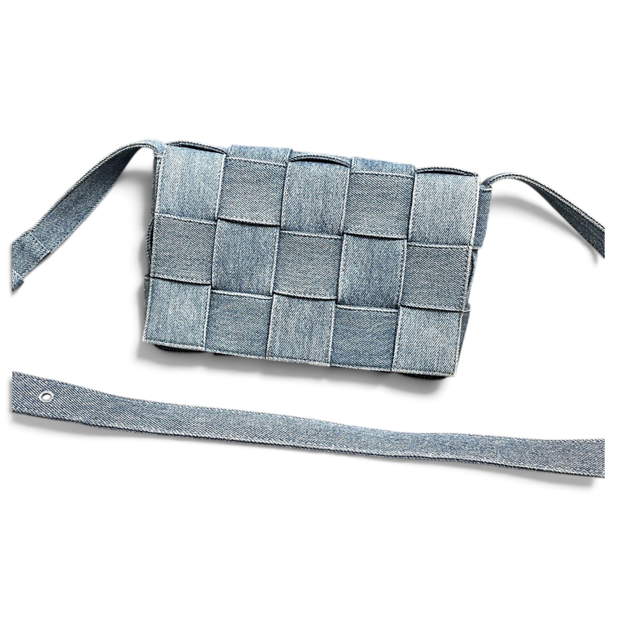 Cassette handbag