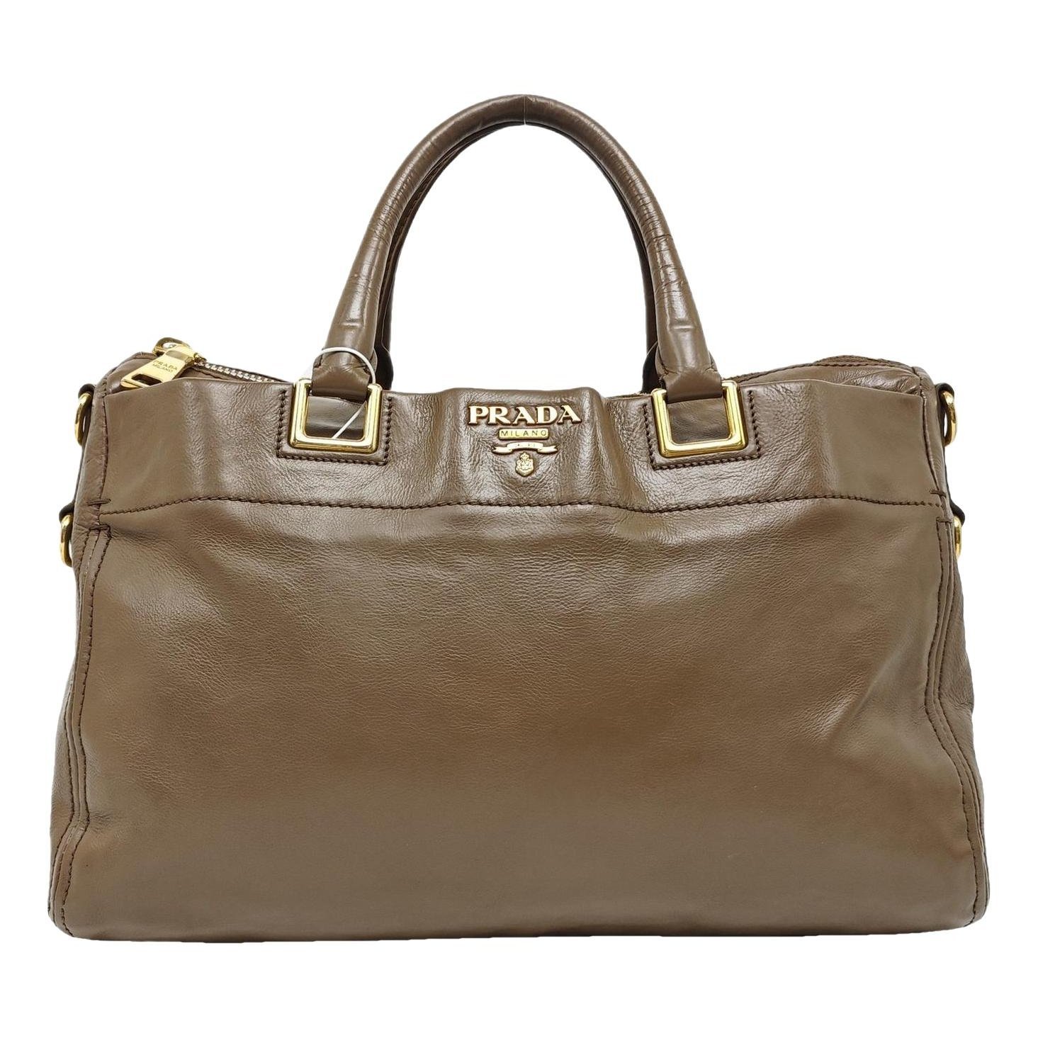 Leather handbag
