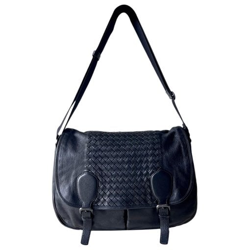 Leather bag