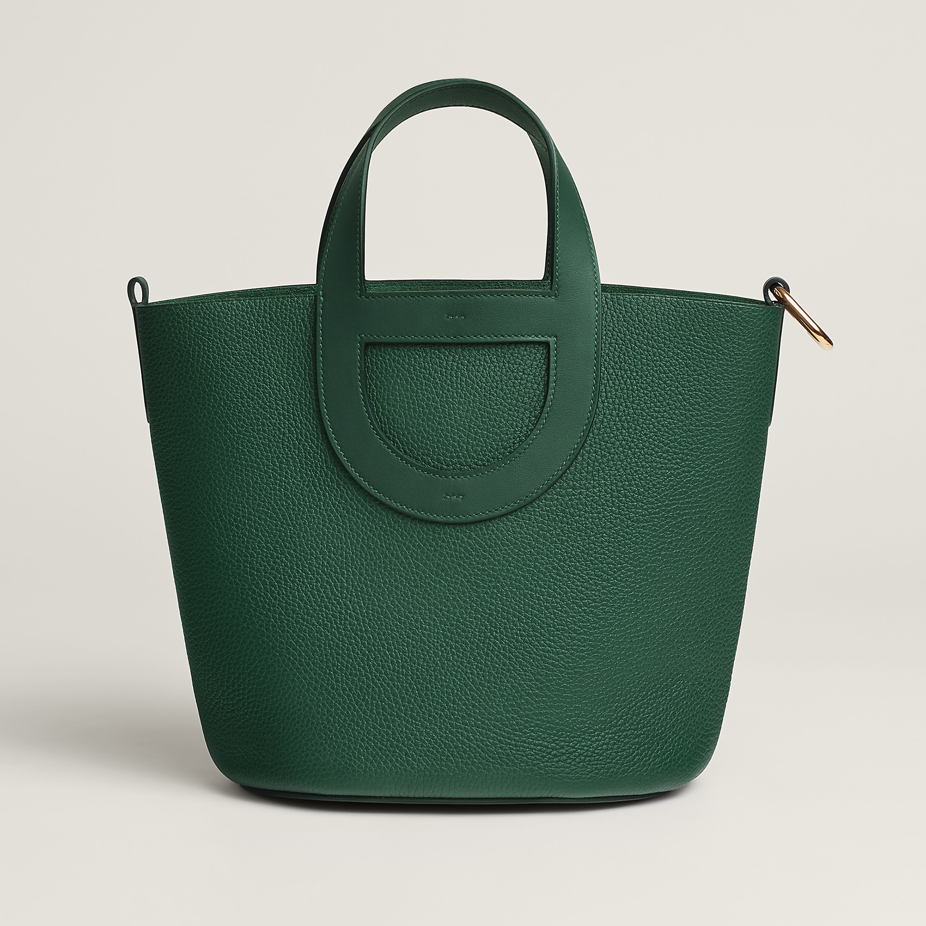 Hermès In-the-Loop 23 백