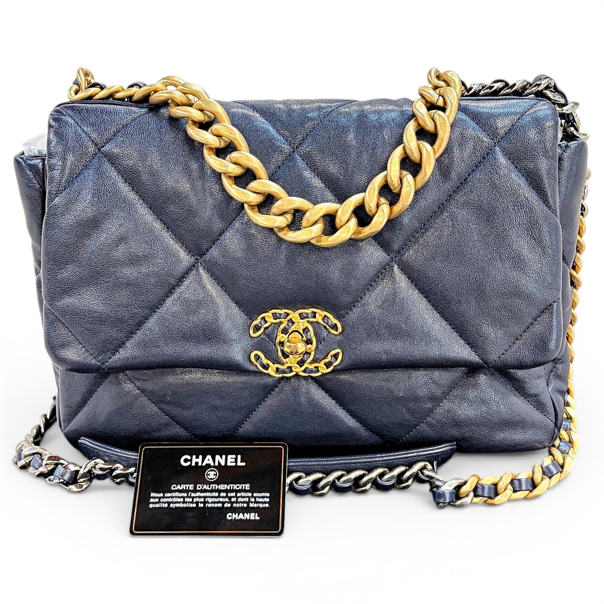 Chanel 19 leather handbag