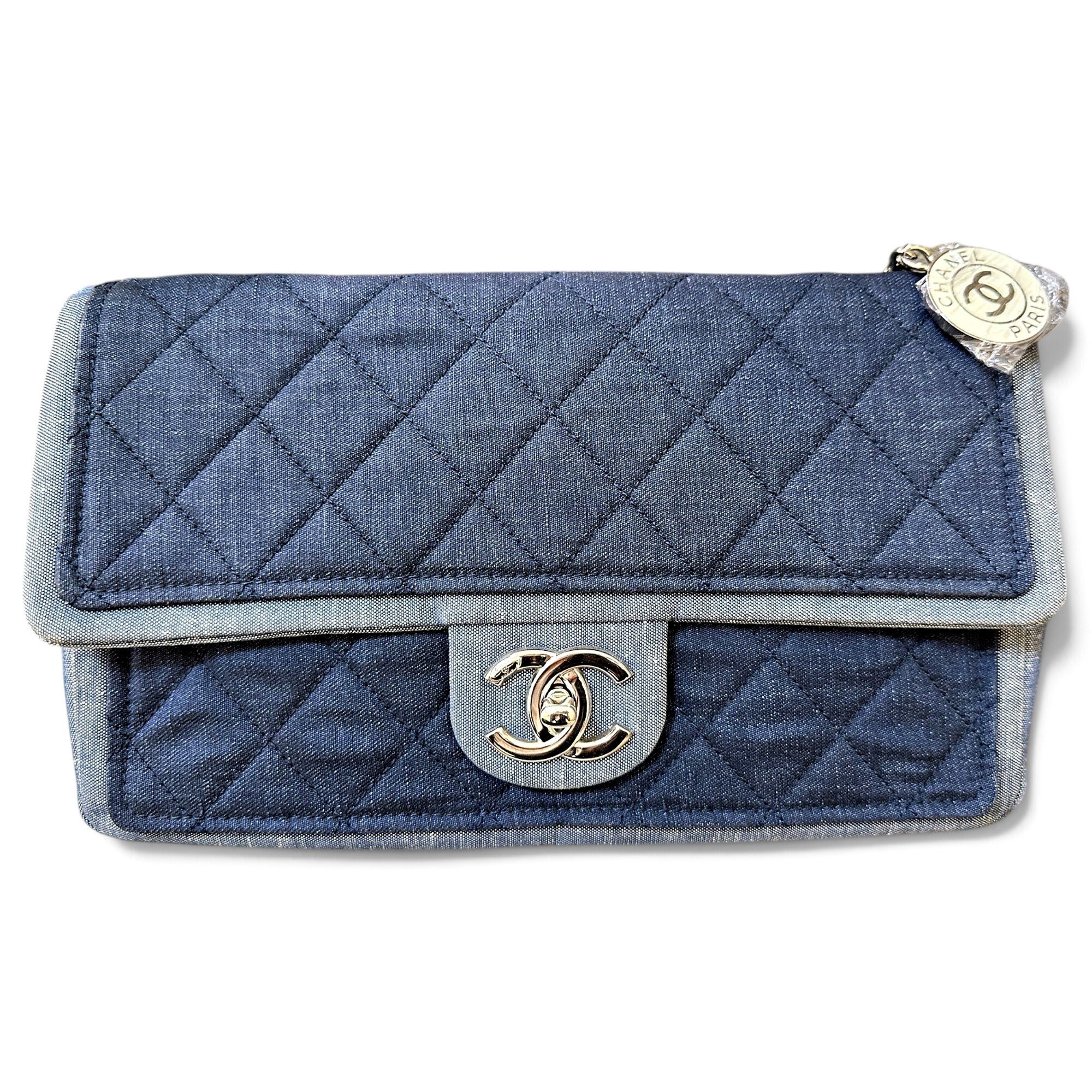 Timeless/Classique crossbody bag