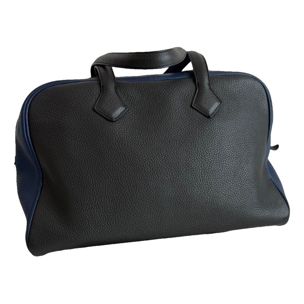 Victoria leather handbag