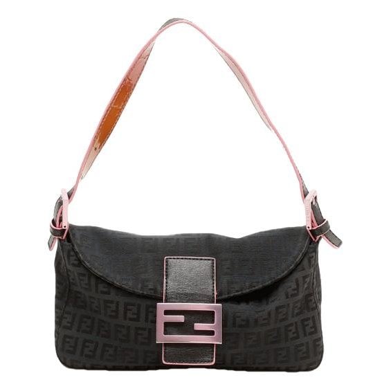 Baguette leather handbag