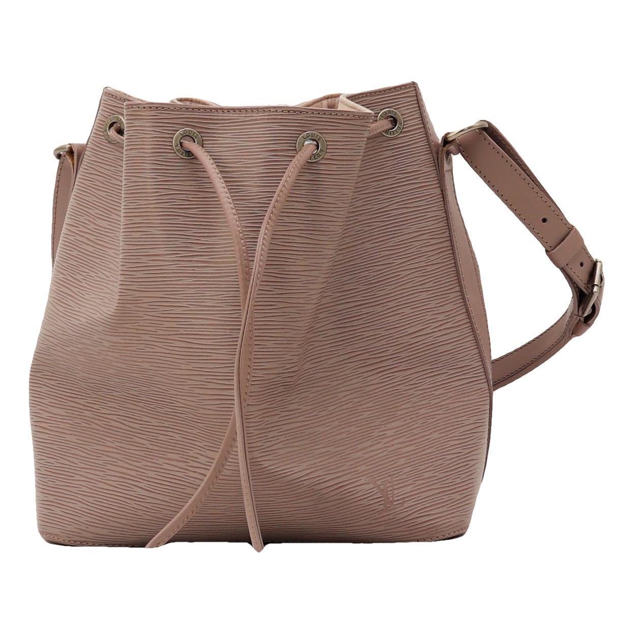 Petit Noé trunk leather handbag