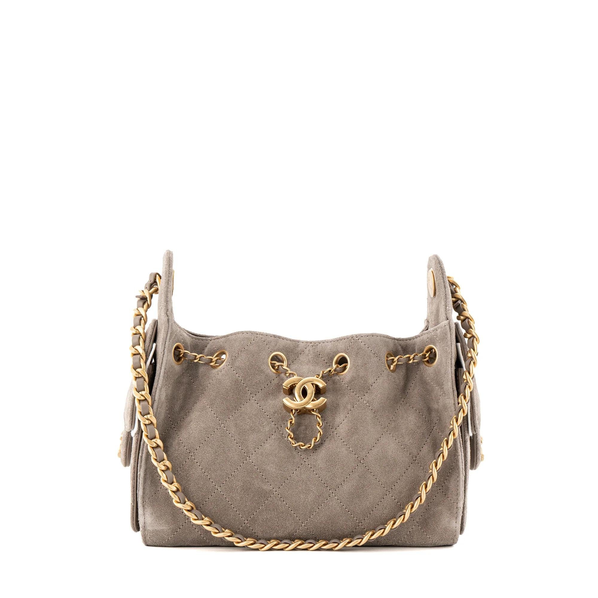 Chanel 25 handbag