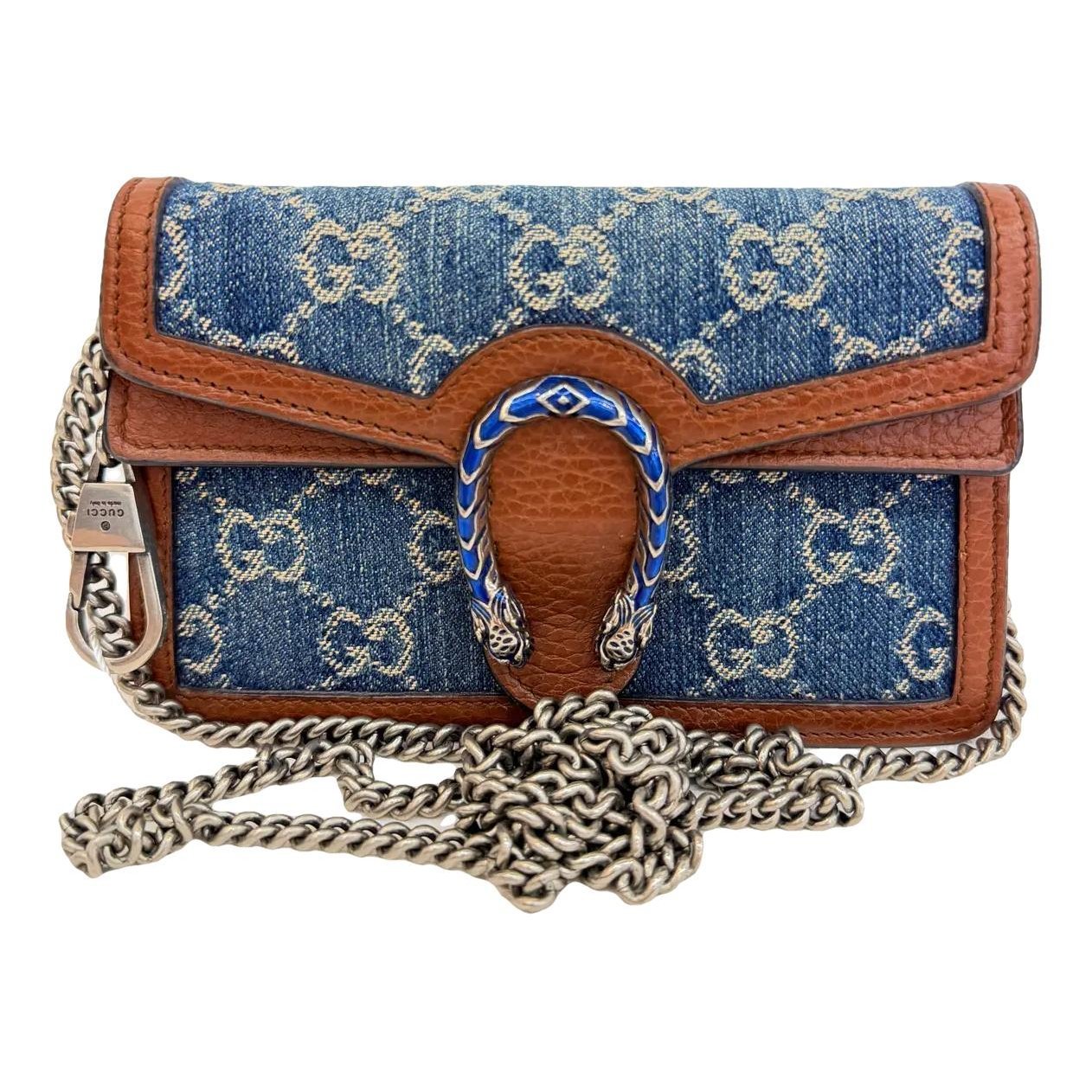 Crossbody bag