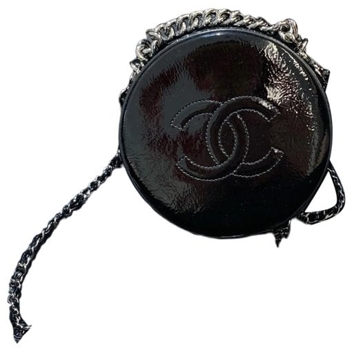 Chanel 19 patent leather handbag