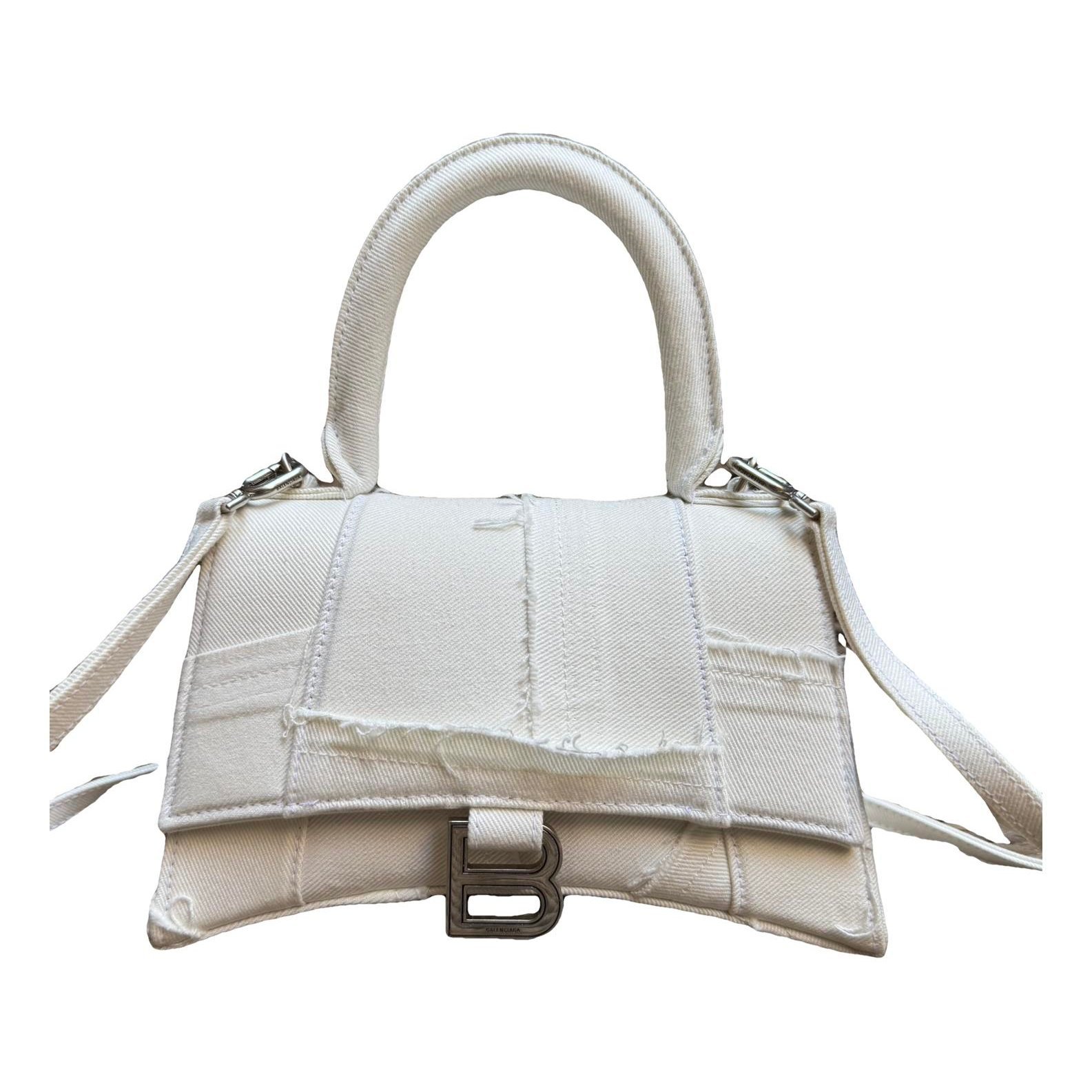 Hourglass handbag