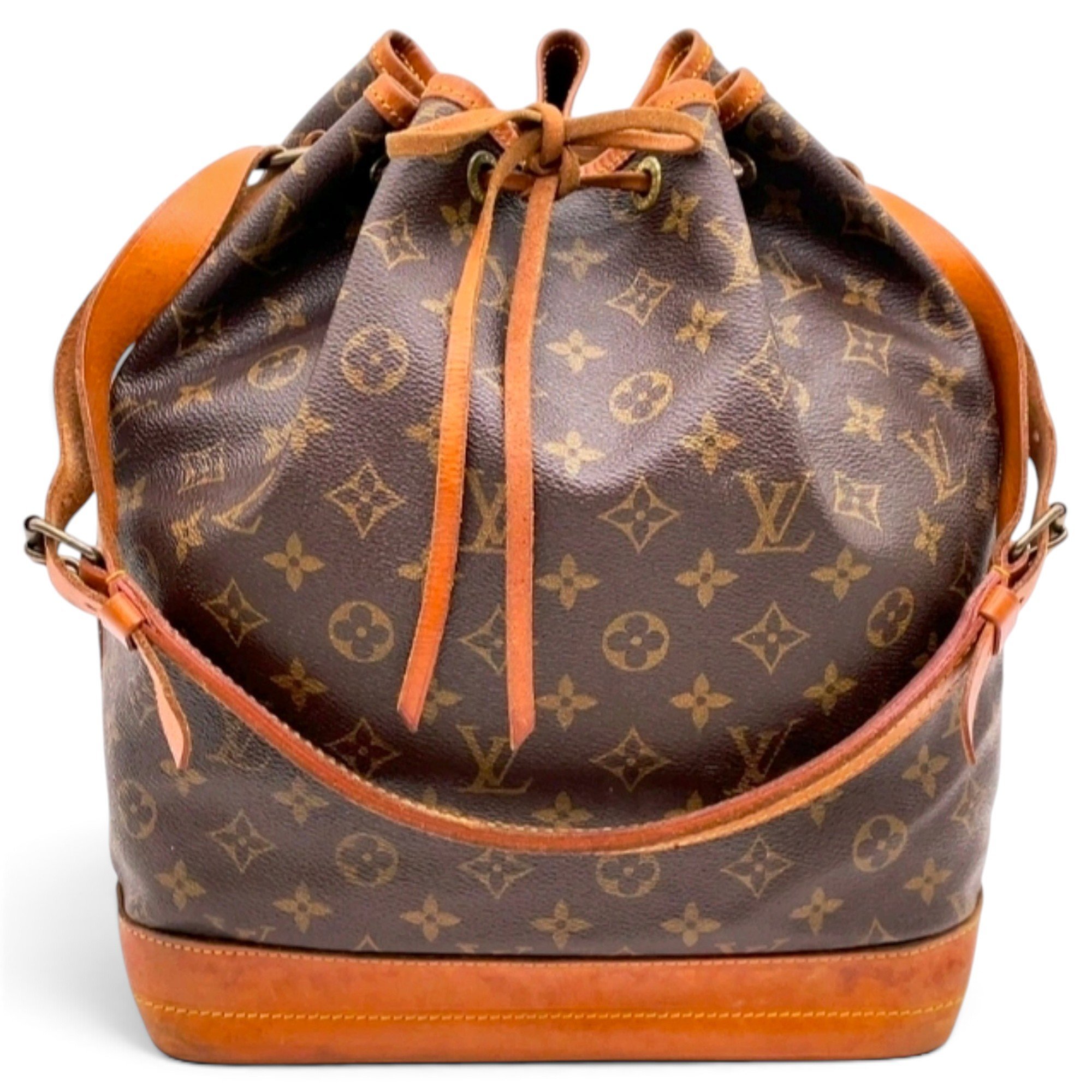 Louis Vuitton Noé leather handbag