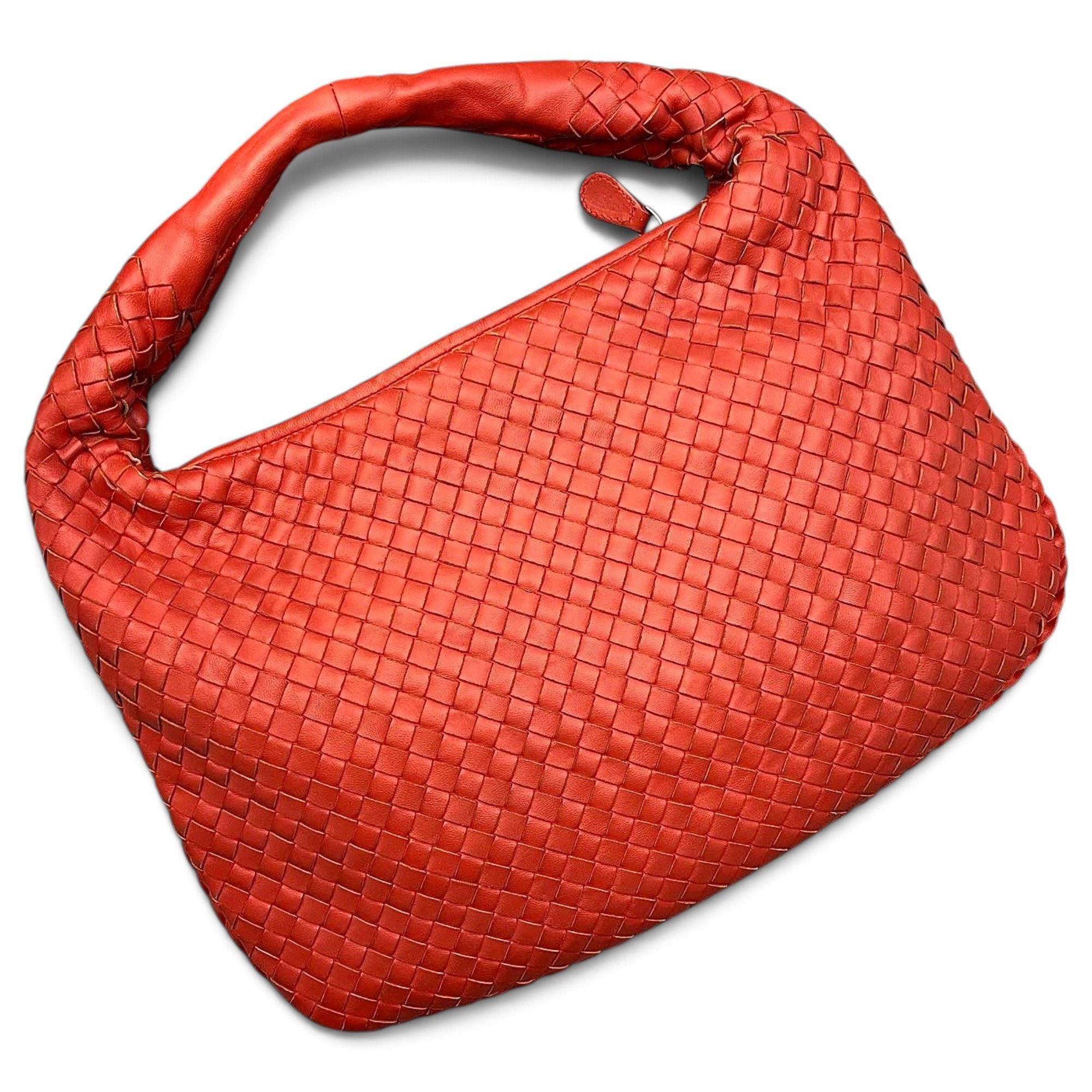 Veneta leather handbag