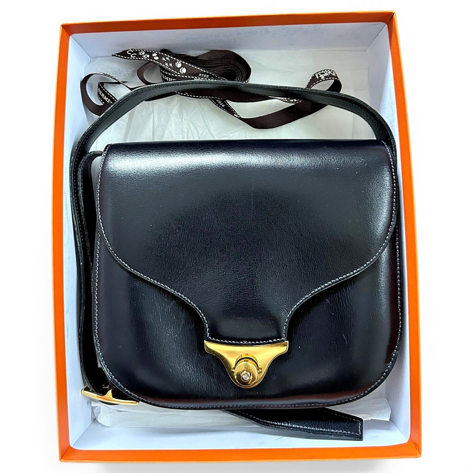 Leather handbag