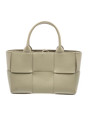 Bottega Veneta Intrecciato Arco Mini
